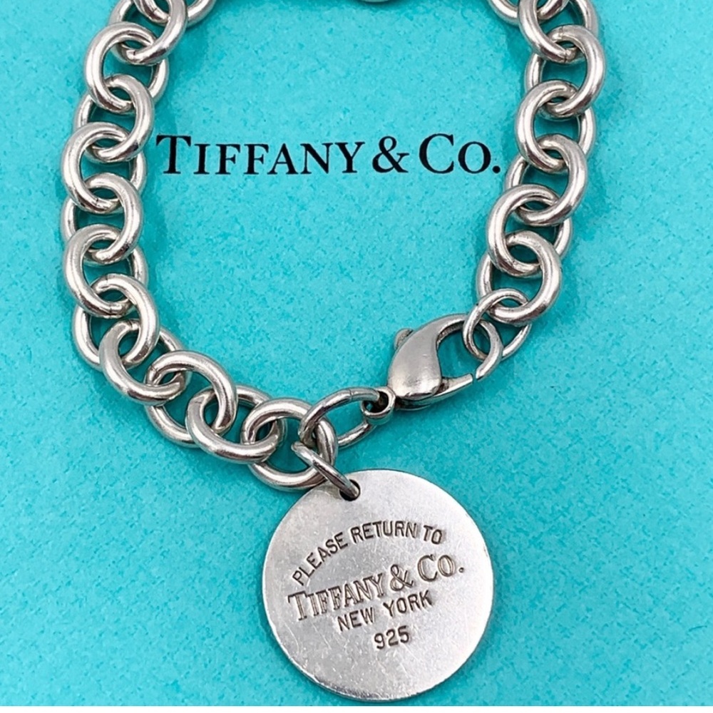 Return to Tiffany Round Tag bracelet
